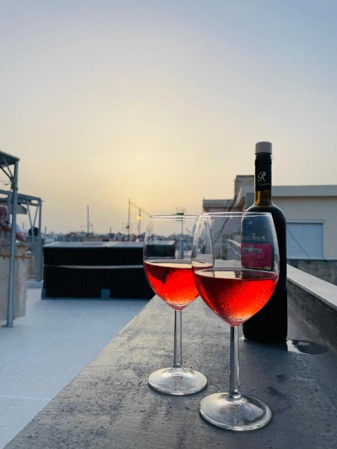 Kapsalakis Penthouse *
