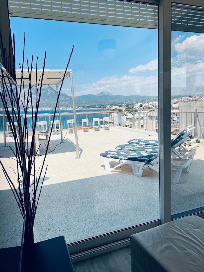 Kapsalakis Penthouse Apartment Corinth